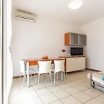 Apartament Farnie Lido Altanea *