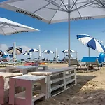 Farnie Lido Altanea