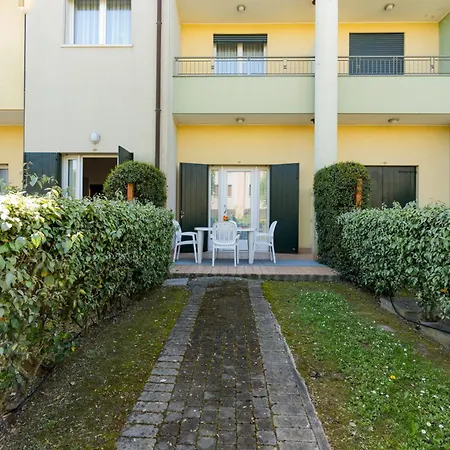 Farnie Lido Altanea Апартаменты Каорле