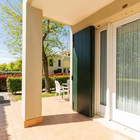 Farnie Lido Altanea Апартаменты