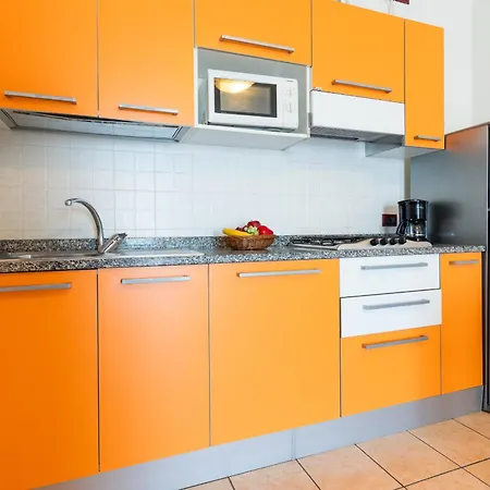 Apartman Farnie Lido Altanea *