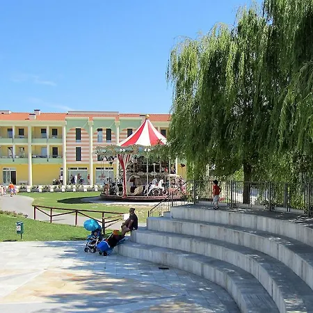 Farnie Lido Altanea Каорле