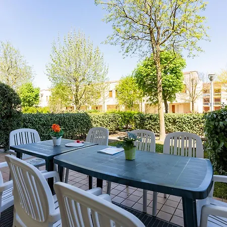 Farnie Lido Altanea * 카오를레